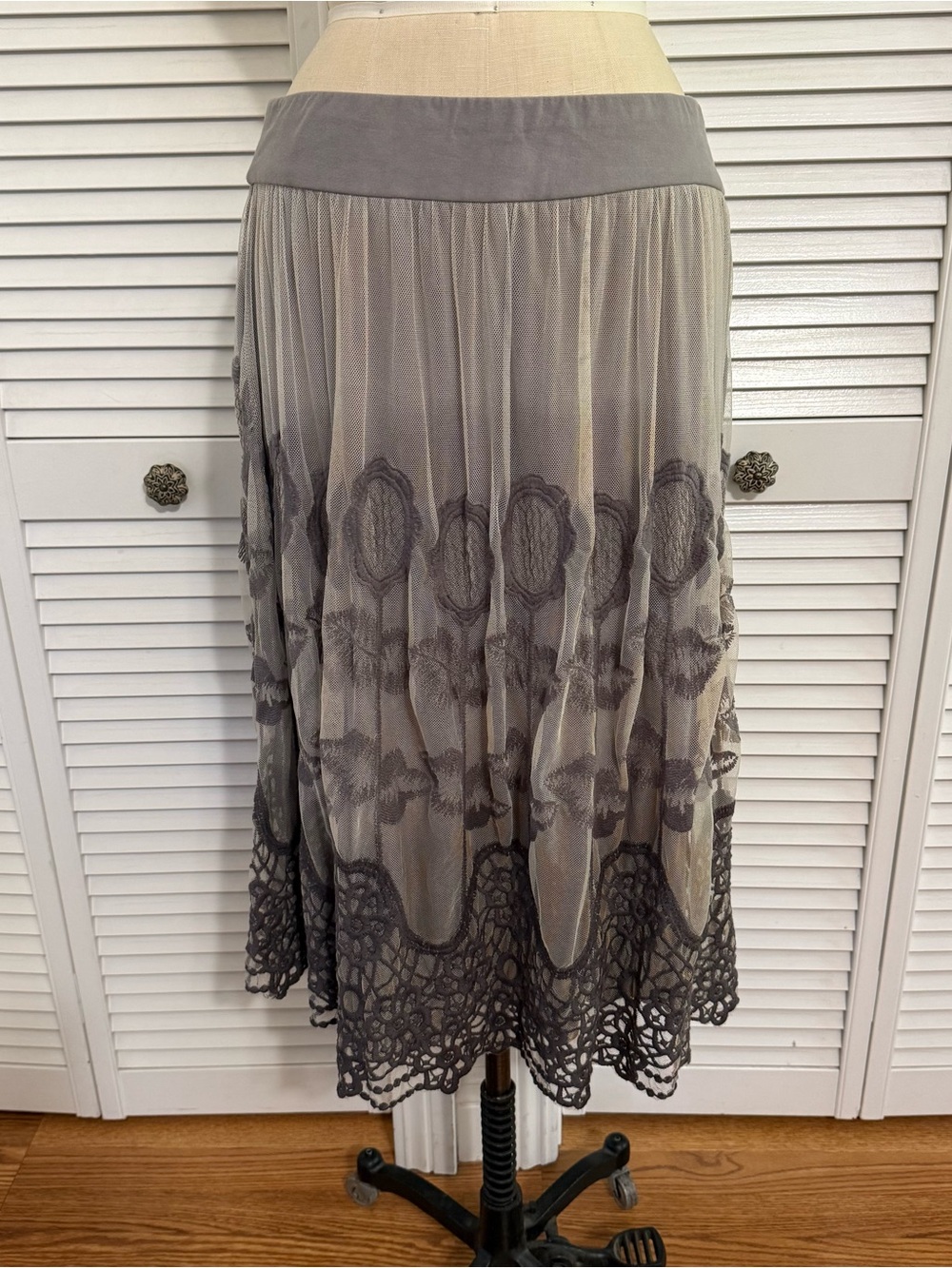 XCVI Gray Embroidered Mesh Midi Skirt